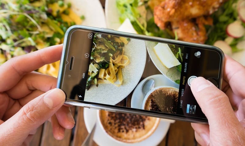 contoh promosi makanan di facebook